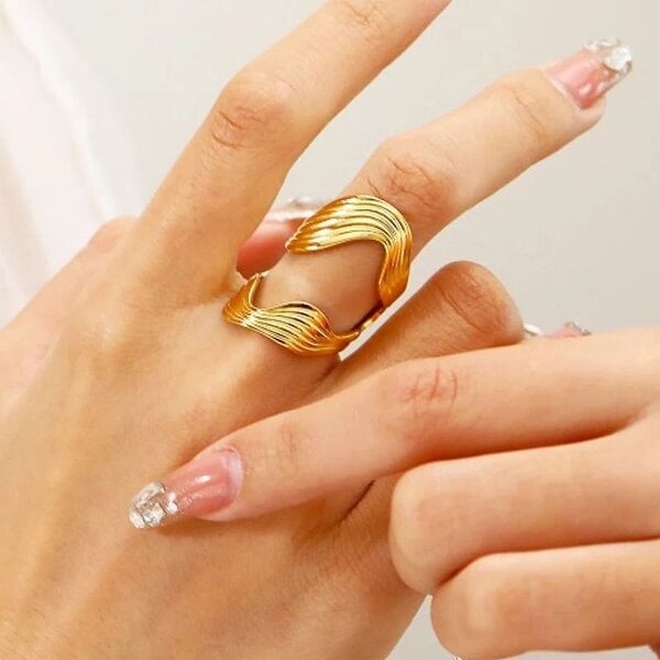 The Colourful Aura Textured Wave Adjustable Ring Open Statement Band (Gold/Silver)