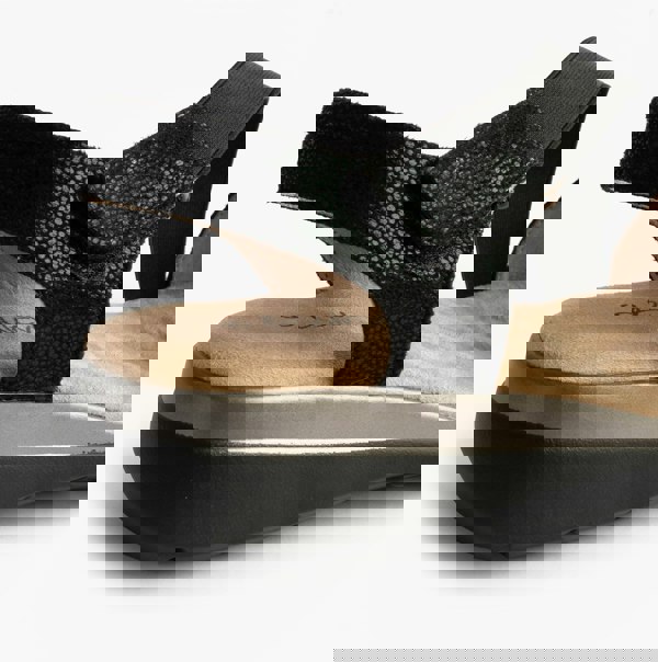 Boulevard Womens Strapy Touch Fasten Sandals Black Shimmer