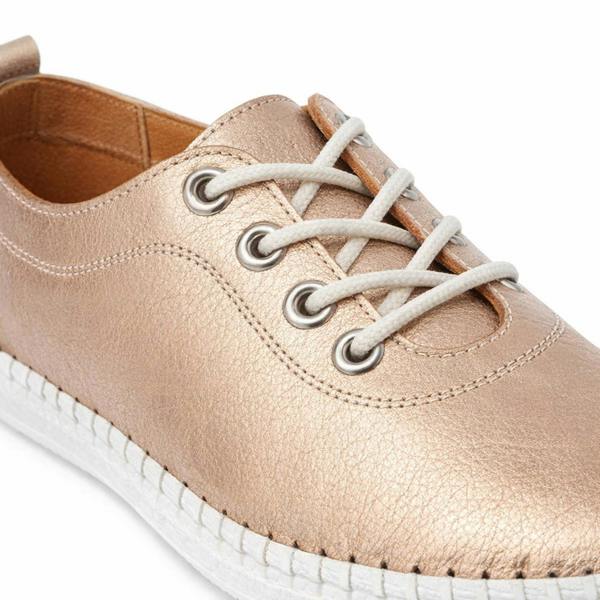 Mod Comfys LOUISE Comfort Shoes   in  Gold