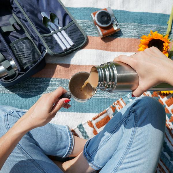 Country Living 2 Person Picnic Coffee Set With Stainless Steel Flask And Mugs