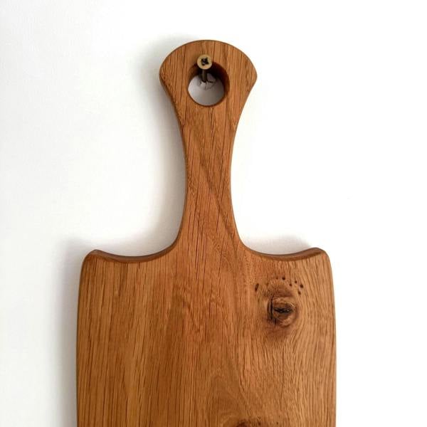 Giraffes & Craftz Solid Oak paddle - Handmade French Oak Cheese and Food Board