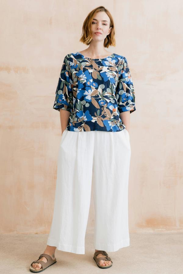 Lily & Me Lakeside Linen Blend Print Top Navy