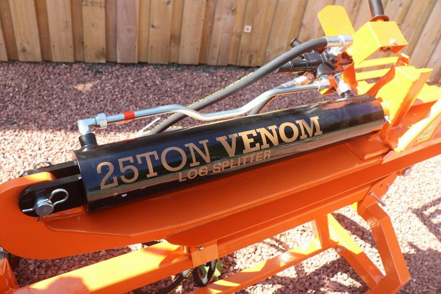 Rock Machinery Venom 25ton Heavy Duty Tractor mounted log splitter with table