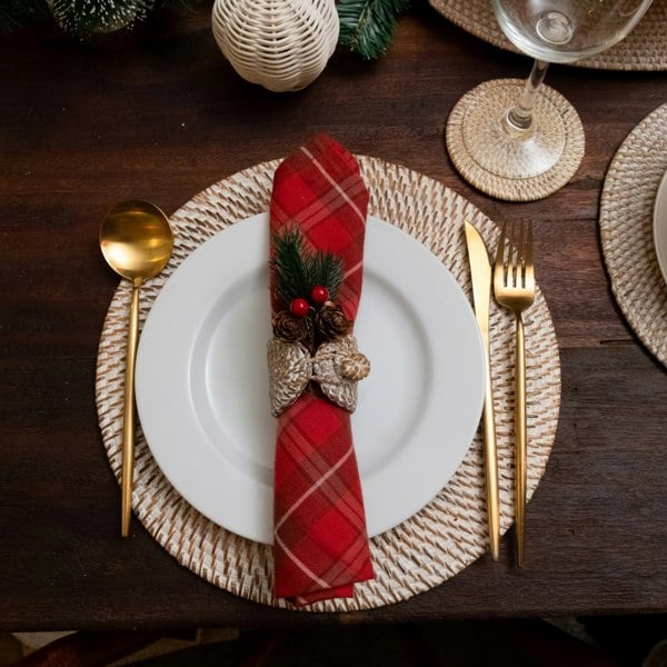 Coastal villa Homeware Round Rattan Placemats