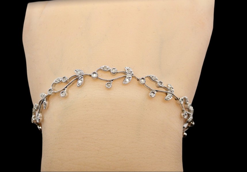 Vintage Tom A fancy white gold diamond bracelet