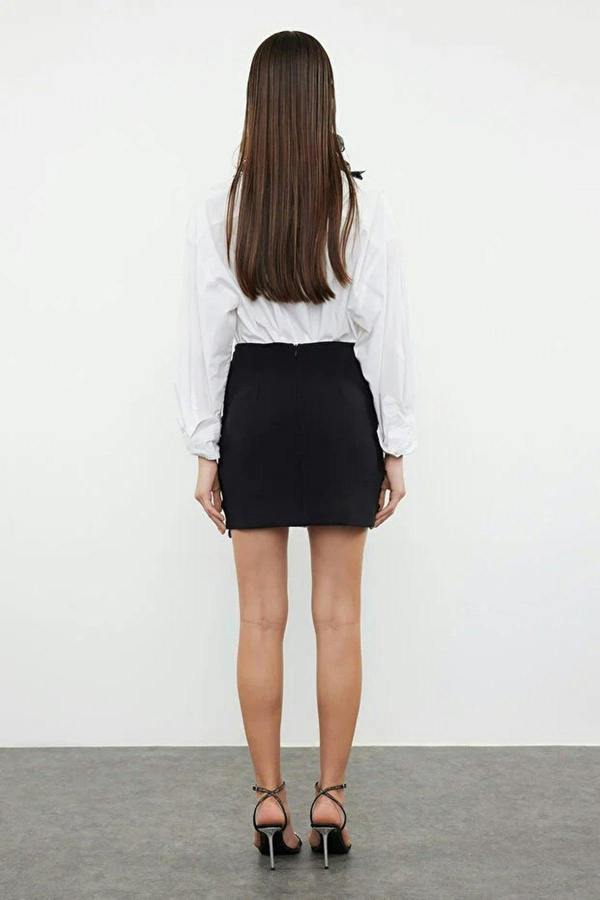 WOVCOR Woven Skirt with Flowers Detail