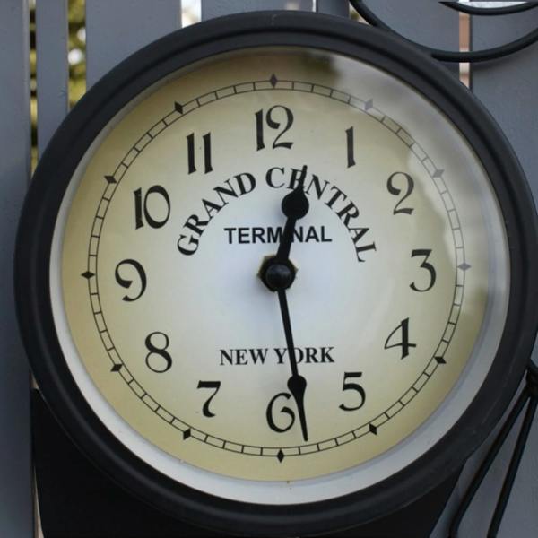 The Garden Marketplace Owl Design Clock with Thermometer in Black Metal, Wall Mounted Indoor or Outdoor Feature with Mounting Bracket, 15cm Clock Face