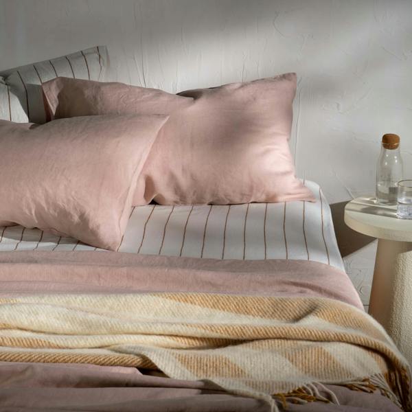 Soak&Sleep Soft Pink French Linen Bed Sets