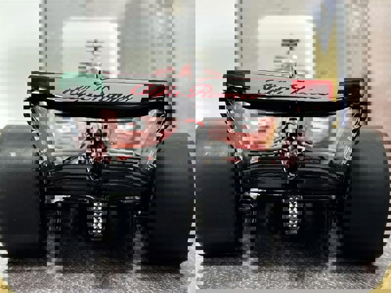 Solido Valtteri Bottas #77 Alfa Romeo C42 2022 Emilia Romagna GP 1:18 Scale Solido 1810201