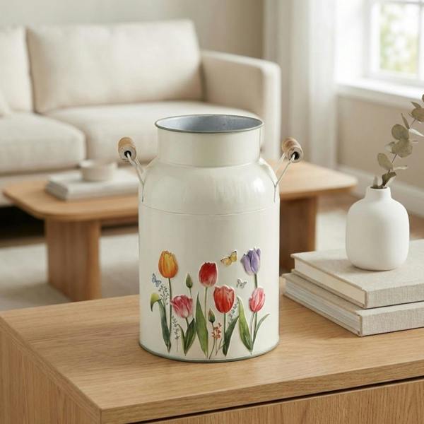 Garden Greatness Embossed Tulip Bud Vase