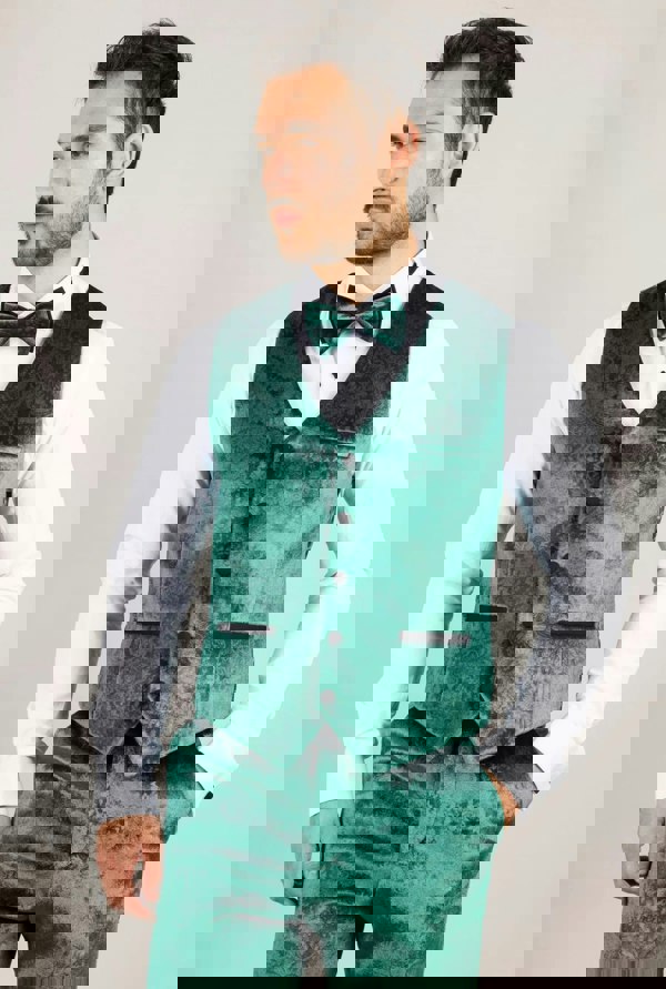 34" Jacket 28" Trousers, 36" Jacket 30" Trousers, 38" Jacket 32" Trousers, 40" Jacket 34" Trousers, 42" Jacket 36" Trousers, 44" Jacket 38" Trousers, 46" Jacket 40" Trousers, 48" Jacket 42" Trousers, 50" Jacket 40" Trousers, 50" Jacket 42" Trousers, 50" Jacket 44" Trousers, 52" Jacket 42" Trousers, 52" Jacket 44" Trousers, 52" Jacket 46" Trousers, 54" Jacket 44" Trousers, 54" Jacket 46" Trousers