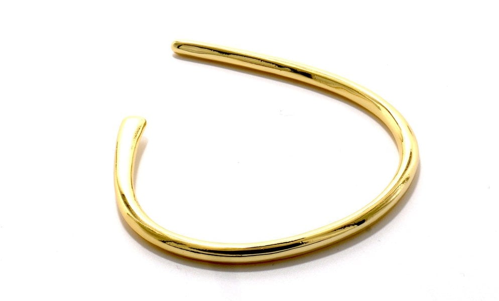 Ava Bangle