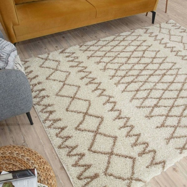 Moroccan Beige Ivory rug non-shedding, pet-friendly, and easy to clean