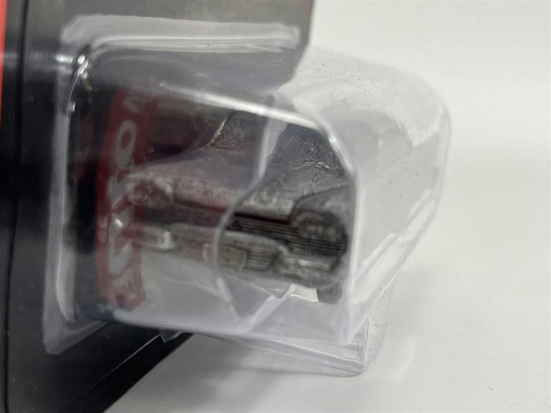 Auto World Slot Cars Christine An Evil 1958 Plymouth Fury Charred 1:64 Auto World AWSP040