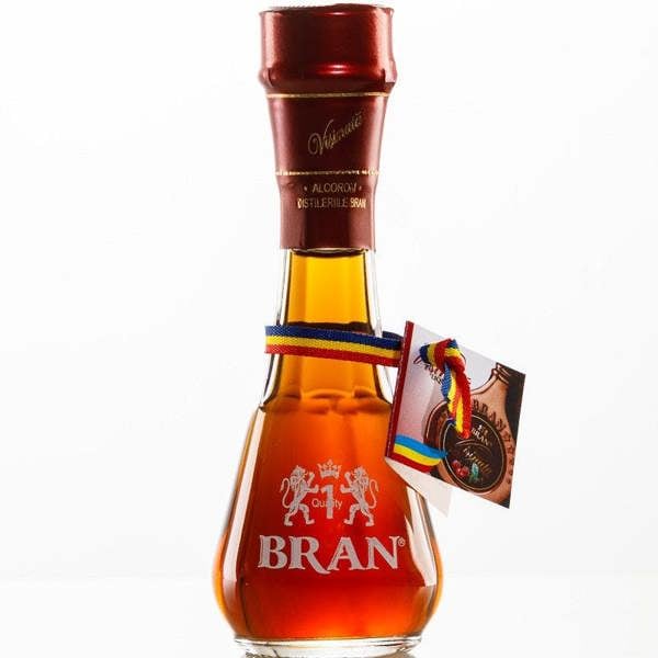Bran (gift set / taste pack) sour cherry and blueberry liqueur in two traditional glasses (Set miniaturi visinata si afinata in toi) 2x45ml