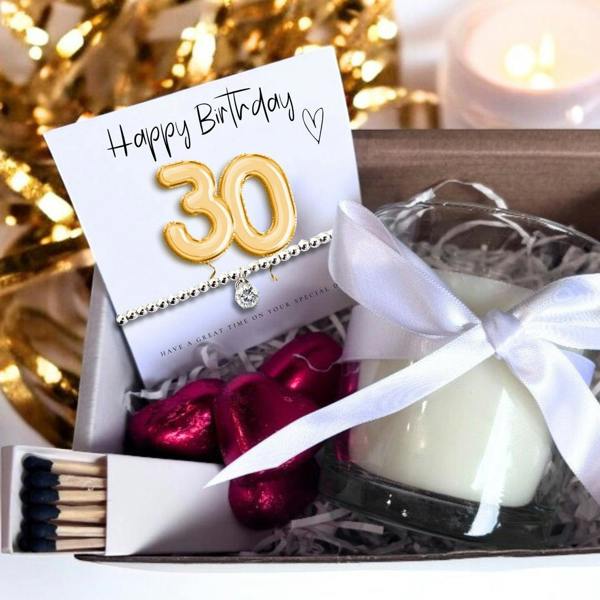 Aye Do Gifts Small 30th Birthday Gold Balloon Hamper | Bracelet, Chocolate & Candle