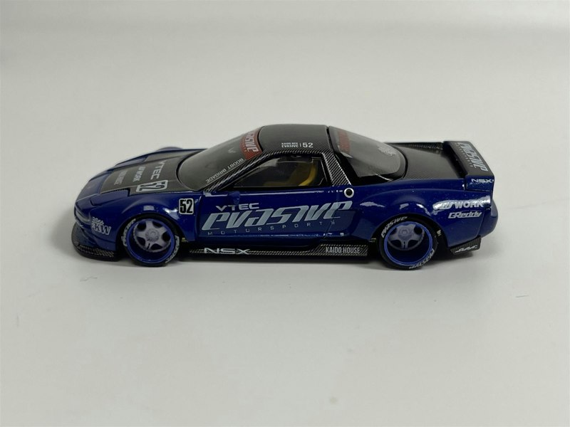 Mini GT Honda NSX Evasive V2 KHMG137 1:64 Scale KHMG137