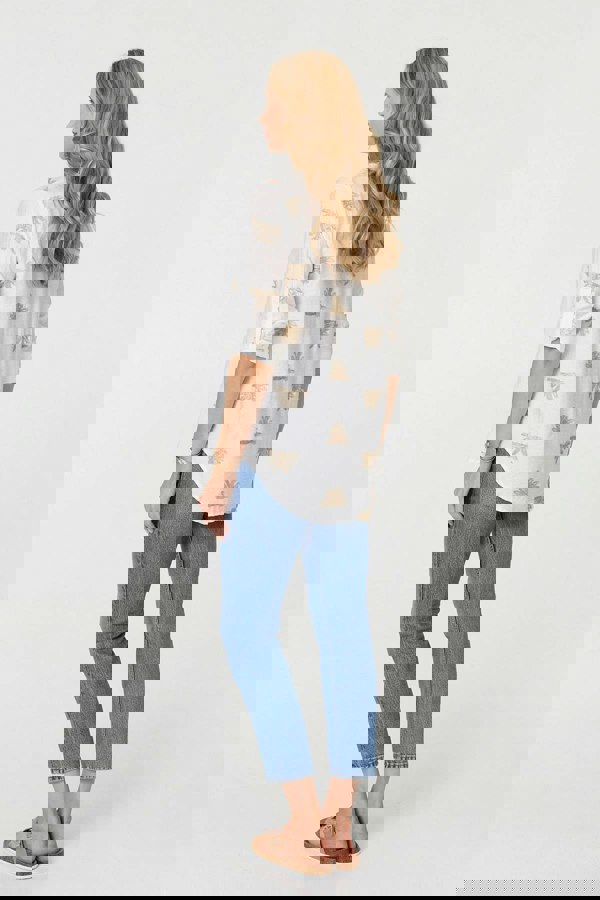 White | Embroidered Pleat 3/4 Sleeve Blouse
