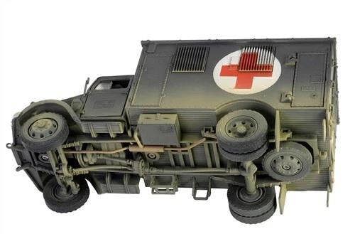 MCSlots Opel Blitz KFZ 305 Ambulance RAL7021 Dunkelgrau 1:32 Forces of Valor 801101B