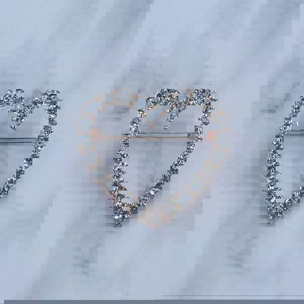 heart brooch with crystal in rose gold