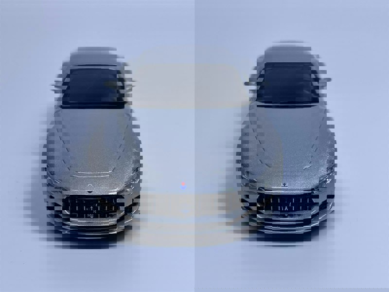 Tayumo Maserati Alfieri LHD Silver 1:36 Scale - 36125212