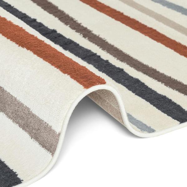 Striped Fun design kids rug, easy care.