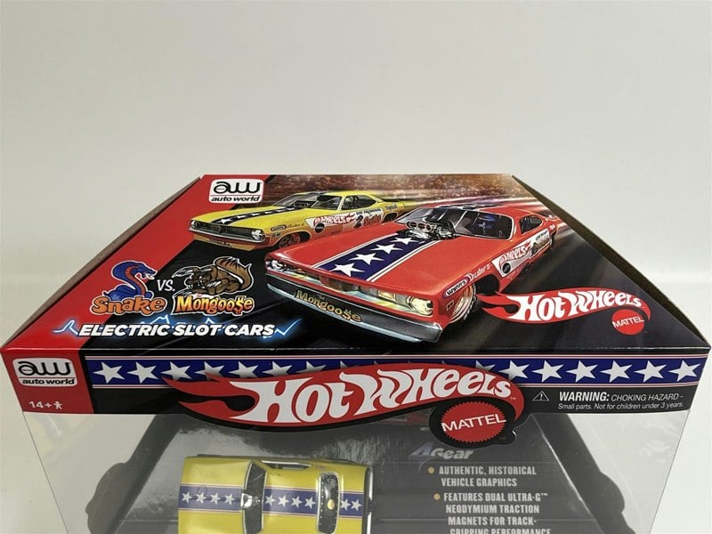 Hot Wheels Plymouth Cuda and Duster Snake v Mongoose HO Slot Car SC2PK001