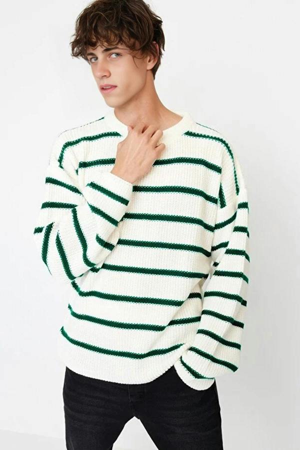 WOVCOR Crew Neck Striped Men's Sweater