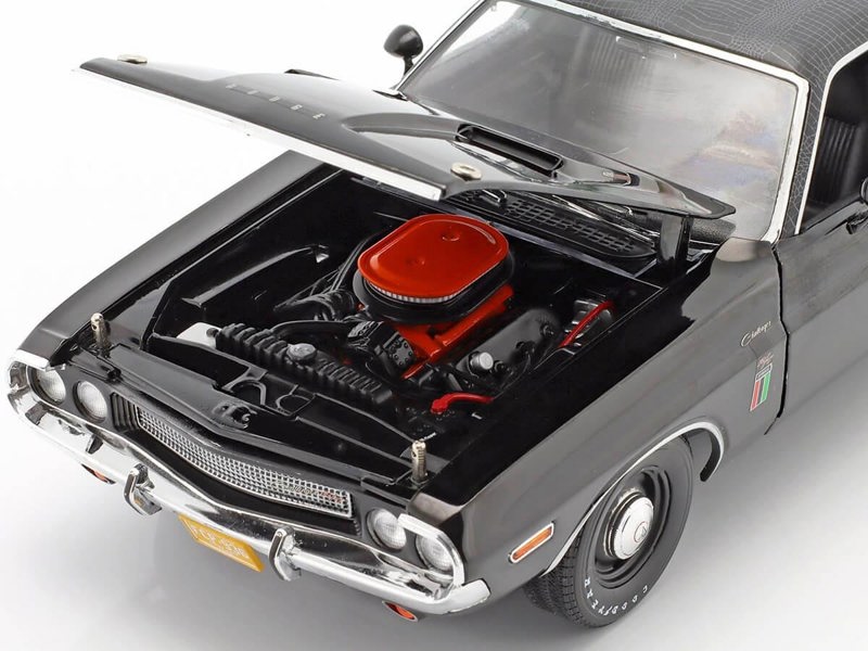 Greenlight Dodge Challenger R/T The Black Ghost 1970 1:18 Scale - 13614