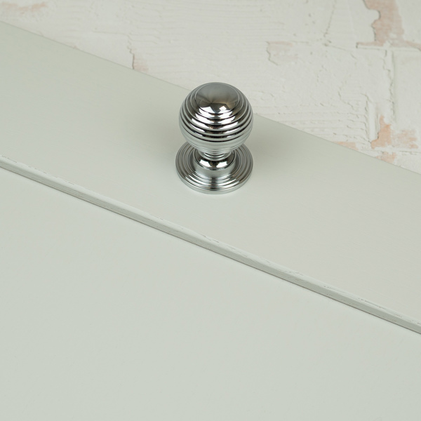Handle & Home 27.5mm Polished Chrome Beehive Round Knob