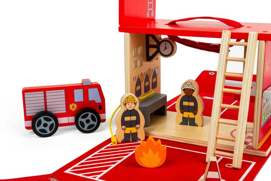 Bigjigs Toys Fire Station On The Go