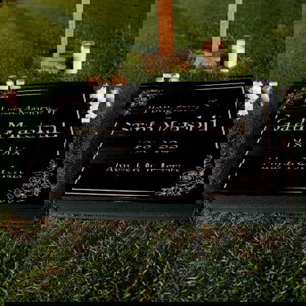 Memorials Direct Granite Memorial Tablet with Floral Design, Free Personalised Gold Engraving, Polished Black Granite