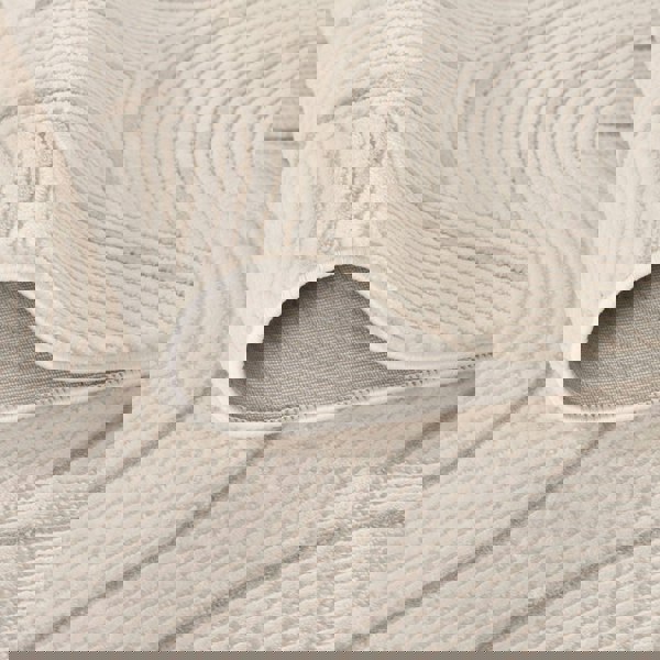 Living Room rug, grey-cream colours, geometric, practicality in mind, the rug is anti-allergic.