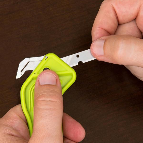 EZR Concealed Blade Safety Cutter (Replaceable Blade) - DaltonSafety