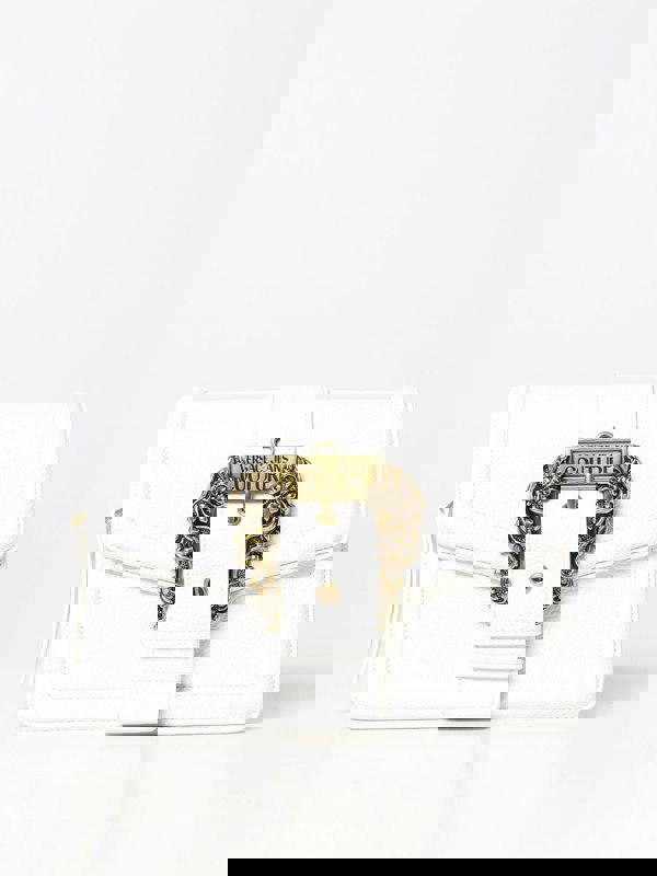264763841.jpg