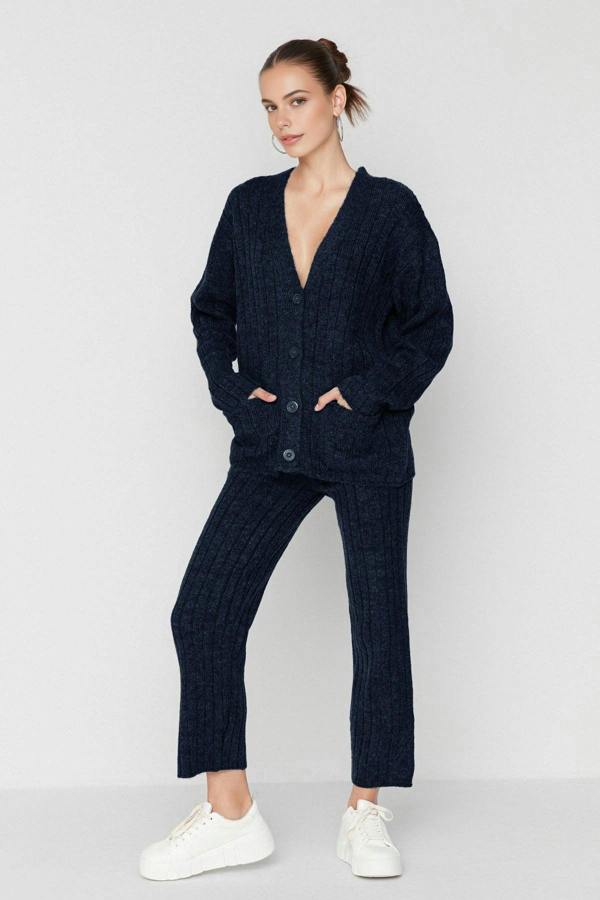 WOVCOR 2-Piece Loose Fit Soft Texture Knit Top & Pants Set