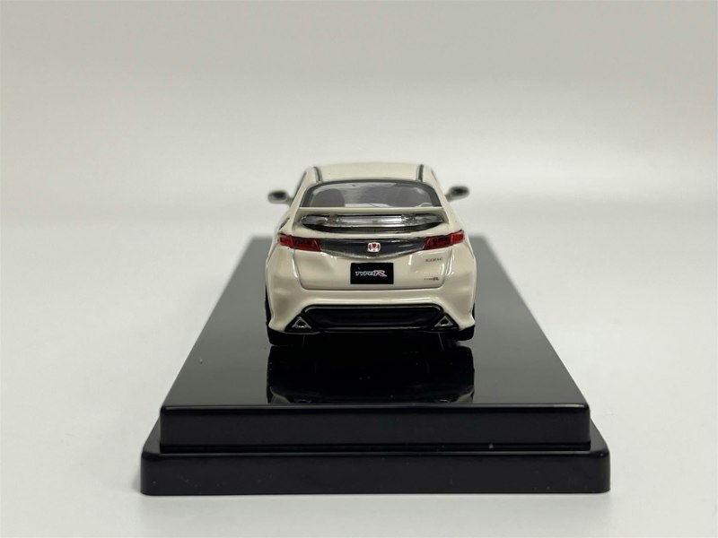 Paragon Honda Civic 2007 Type R FN2 White RHD 1:64 Paragon 65398