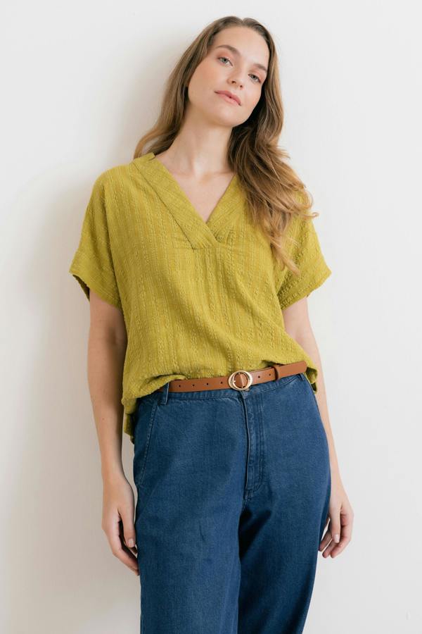 Lily & Me Orchard Textured Seersucker Shell Top Lime
