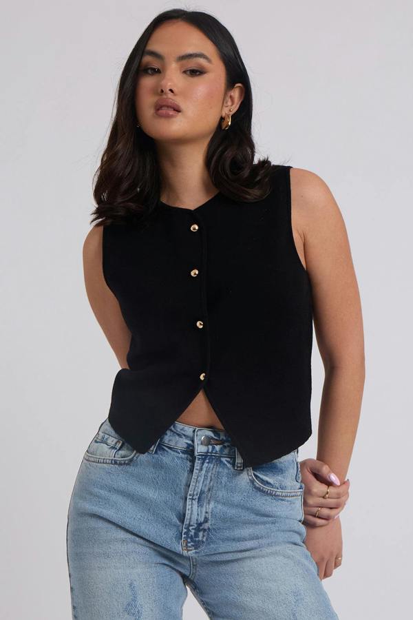 Urban Bliss Mid Wash Ripped Mom Jean