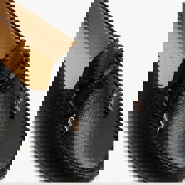 1581956472-18574800.jpg