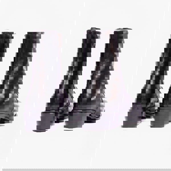 1676449638-96756200.jpg