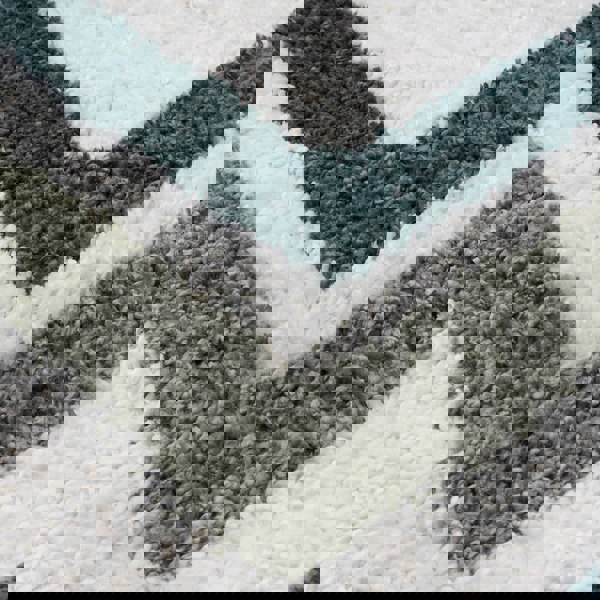 Moodi Shaggy Green Rug, Bordered design, underfloor heating | THE RUGS