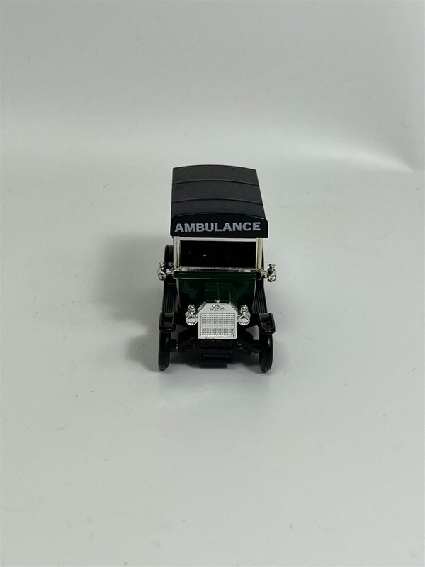 MCSlots Vintage Model Ambulance Sponsor A Cot Lledo VMA01D S2