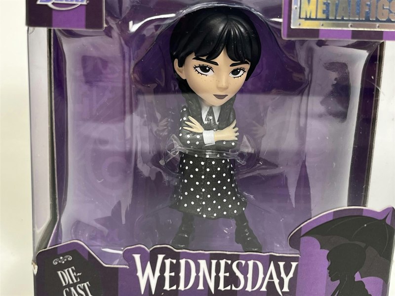 Jada Wednesday Addams Dress 2.5 Inch Figure 253250003