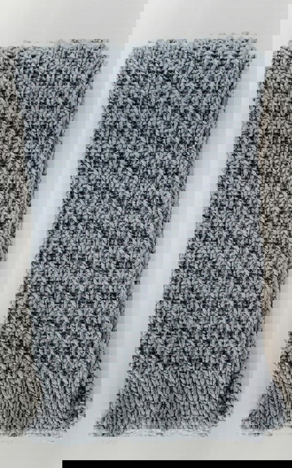 SVNX Grey Chunky Knitted Scarf