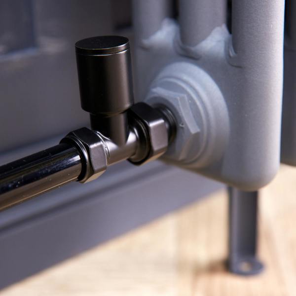 Flode Straight Round Manual Radiator Valve Pack | 15mm x 1/2″ | Satin Black