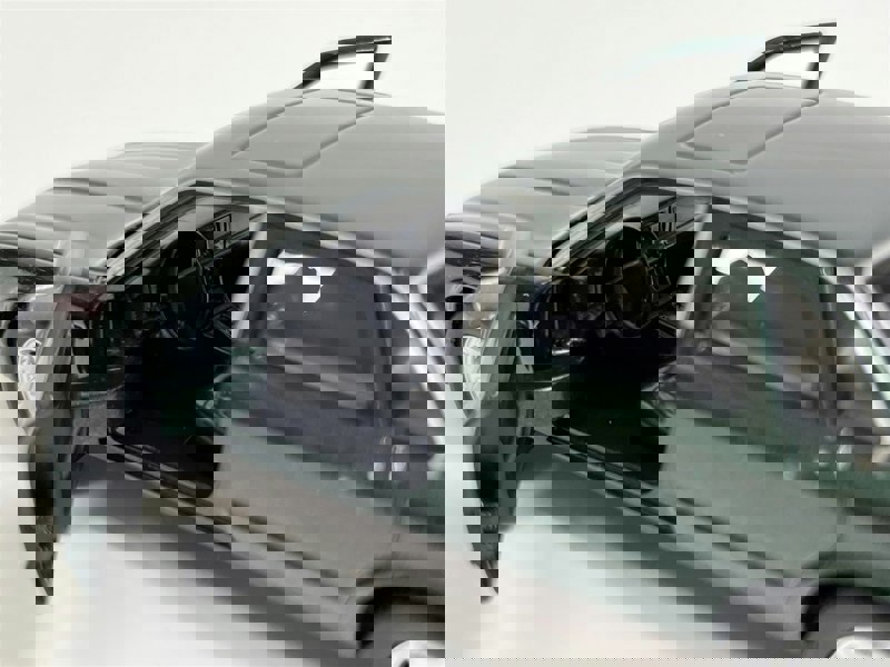 Tayumo Jaguar X16 LHD Emerald Green 1:36 Scale - 36100020