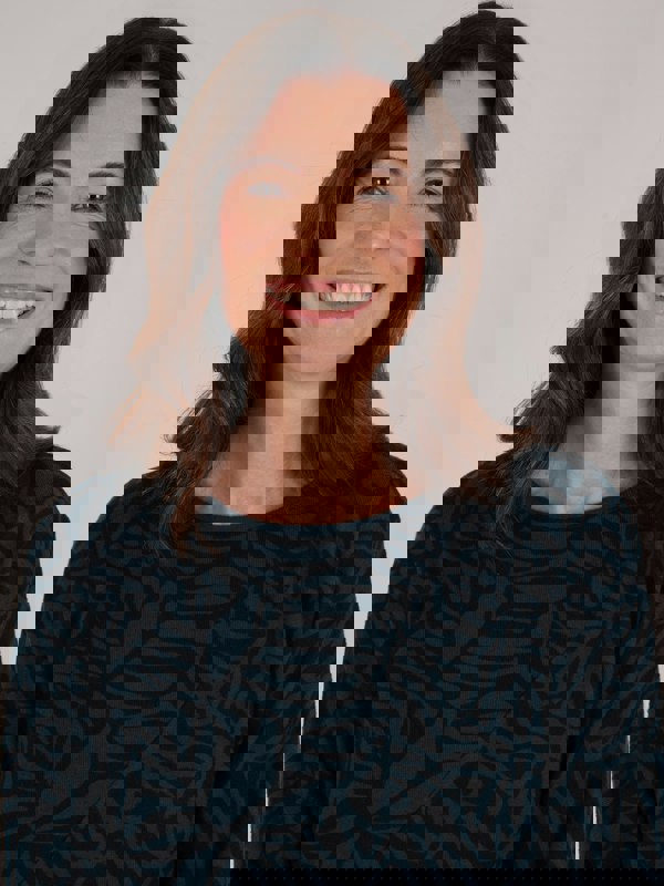 TIGI-Wear Panelled 3/4 Sleeve Top