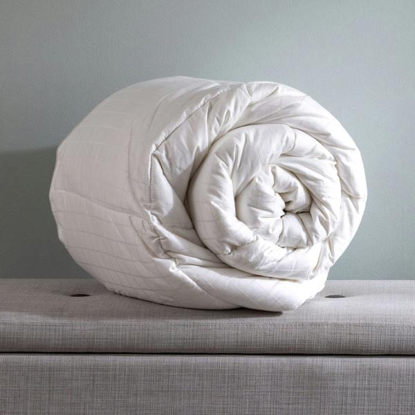 Soak&Sleep Soft as Down with Silk Duvet - Signature Ties