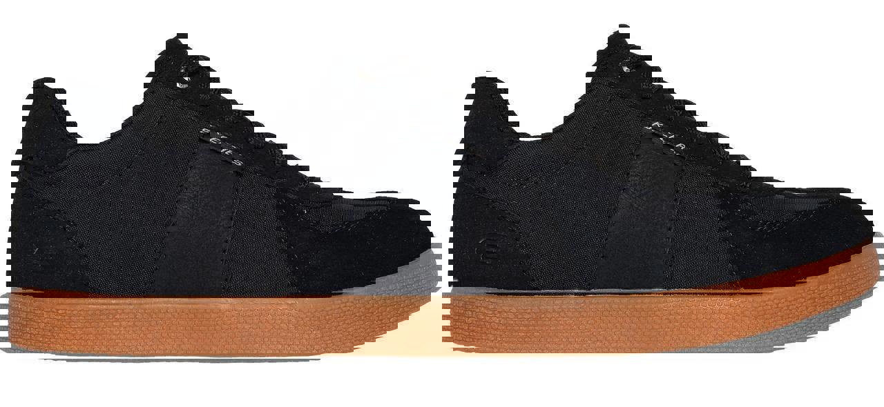 Skechers Placer Camilo Mens Smart Lace Up Casual Trainers Shoes, black sneakers with gum sole.